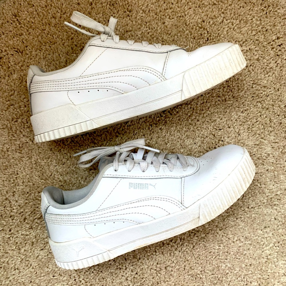 Puma Ladies Carina shoes WHITE size 7